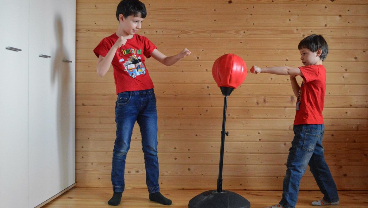 Treino em casa sem equipamentos: circuito de 20 minutos