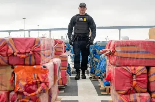 As Pentagon Lauds Drug-Boat Strikes, USCG Marks Drug-Bust Milestone