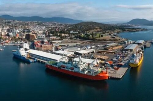 Australia to Build New Hobart Wharf to Resolve Nuyina’s Refueling Problem