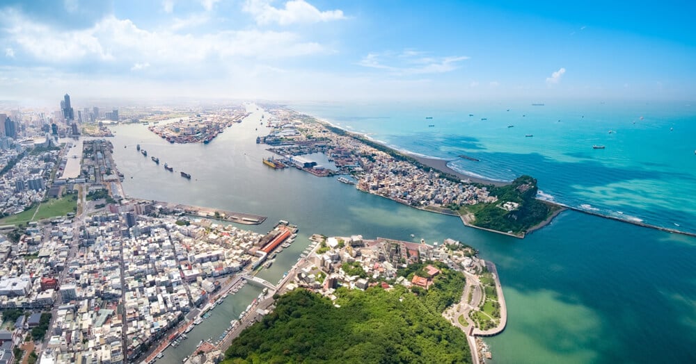 Yang Ming Captain Arrested on Suspicion of Drug Smuggling